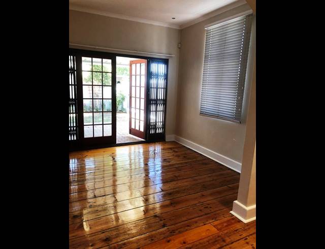 2 BEDROOM HOUSE RENTED IN RICHMOND HILL